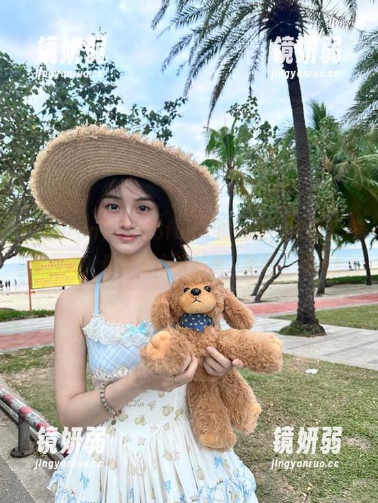 “166fun”的视频，浓缩了一堆八卦，看得我心跳加速，哈哈，别闹！