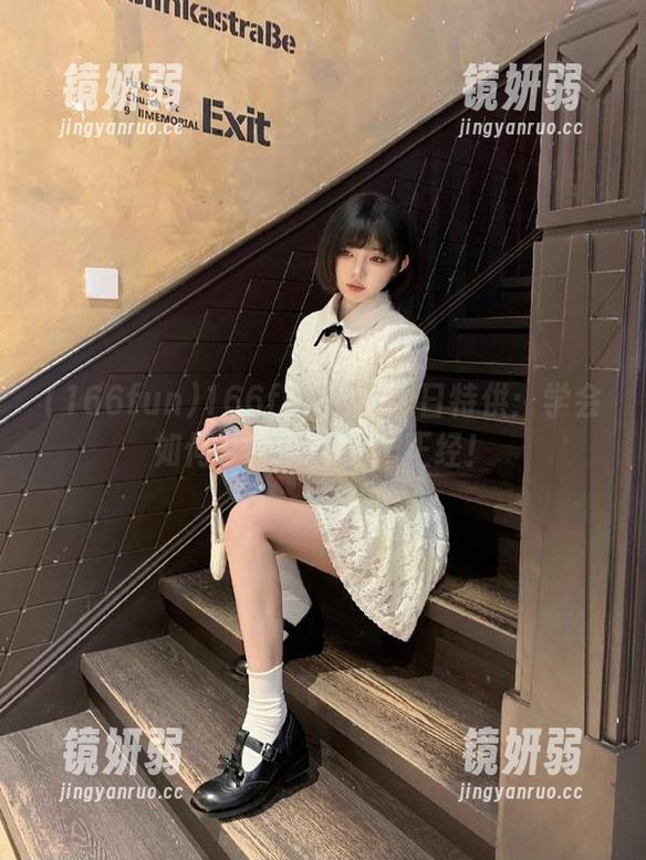 166fun网页今日特供：学会如何边吃瓜边装作正经！