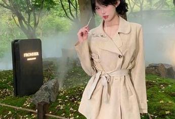 “17吃瓜网”网页，吃了瓜，心里却将迷雾十足，每个角色都是谜！