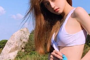 正在51bl6在线被瓜吸引，忽然想到那只在阳台边懒洋洋的小猫…