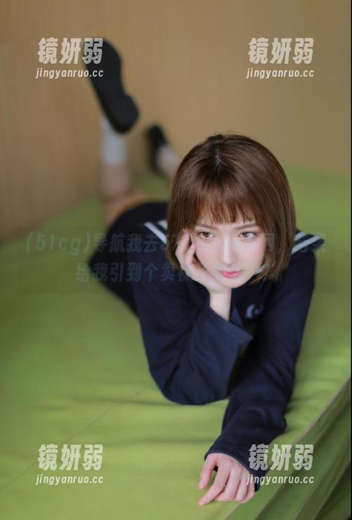 导航我去51cg.fun官网，结果给我引到个卖袜子的店…？