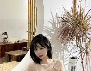 收藏！gg51吃瓜教你如何优雅地吃瓜，让人好奇又无奈。