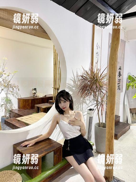 收藏！gg51吃瓜教你如何优雅地吃瓜，让人好奇又无奈。