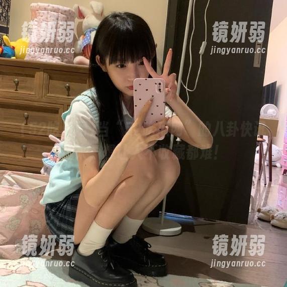 当“52吃瓜网”的八卦快讯传来，想让人不收藏都难！