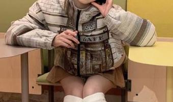 纯粹观看愚蠢的选择，718.sx是个让人觉得人类不值一提的地方。
