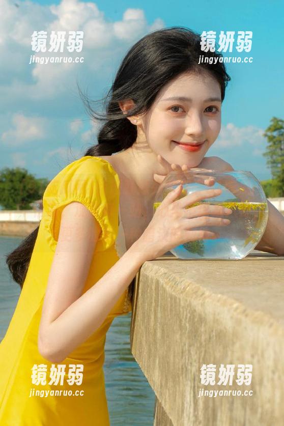 话题就像列车在“91吃瓜网”停靠，观看每一站，心里不仅是八卦，更多的是一种暗淡的期待。