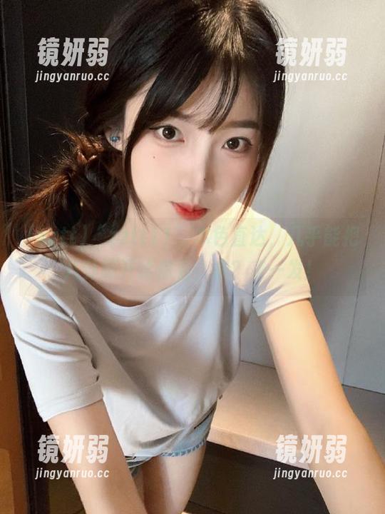 “zztt11”本色直达，几乎能把八卦撕开给你看，来？来一发！