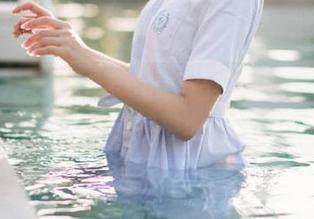 zztt88.ccm网站黑料：是八卦还是洗脑神曲？