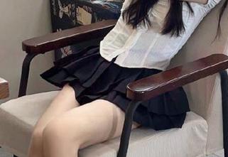 别的社交不重要，首页的zztt黑料才是心头好，感受一下。