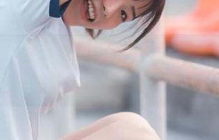 登录吃瓜网后，黑料视频每次都让我想起自己的糗事…羞愧！
