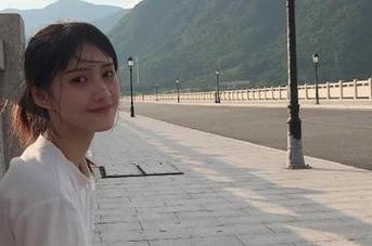 吃瓜网又有新瓜了，分享给你们这波朝阳下的悬疑，忍不住想八卦。