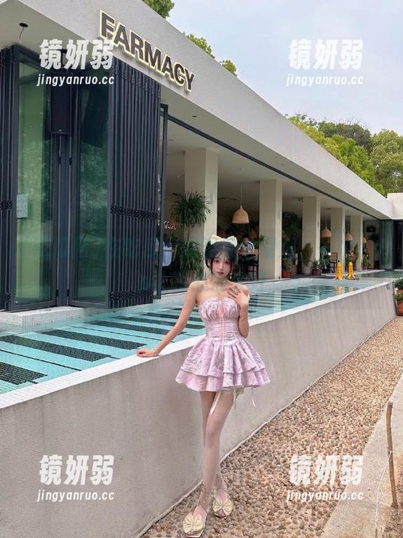 在吃瓜网的资源中滑翔，一个app让我心情大好