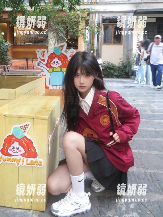 吃瓜网址 快手网红的戏码在吃瓜网址官网上连连翻,真想说句“够了”!