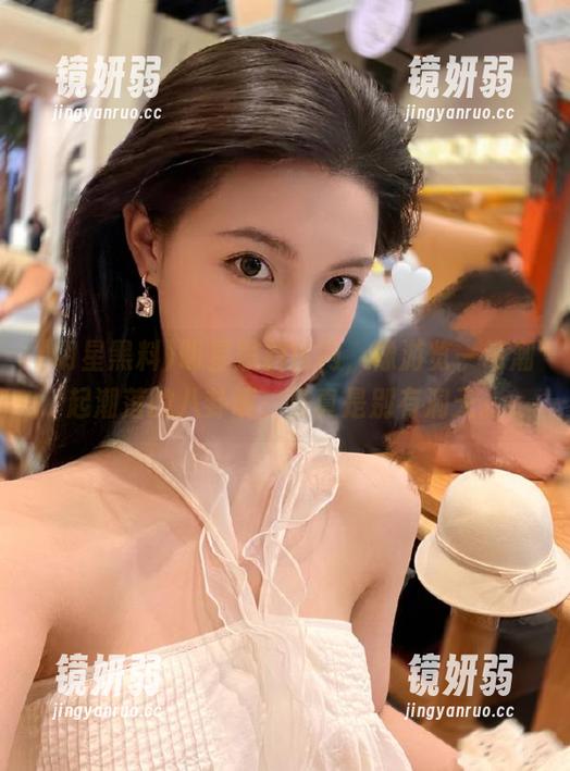明星黑料官网，像游览一场潮起潮落的八卦展，当真是别有洞天。