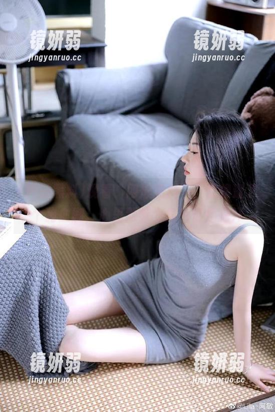 网爆黑料 观看“网爆黑料”,就像逛了个狗血剧,心里默默为角色们捏把汗