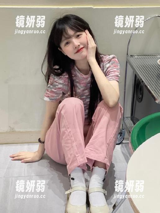 万人狂欢！“zztt15黑料不打烊”苹果链接一发布，门庭若市的感觉。