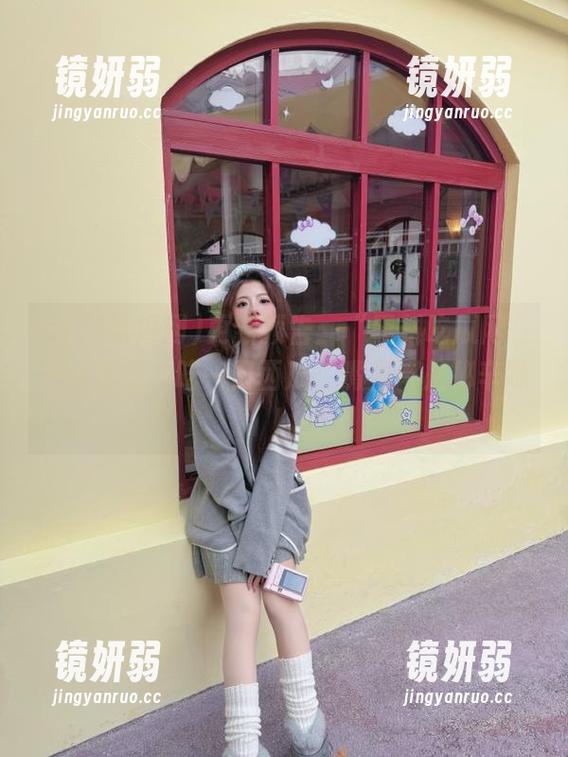更新预告：“黑料吃瓜网”在线碰撞，吃一口西瓜，嘴里都是秘辛味！