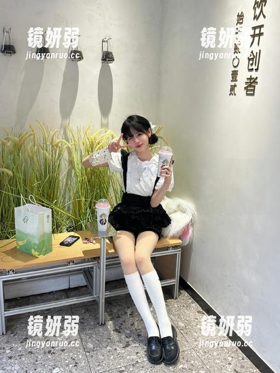 发现一个“黑料正能量zzzttt”地址，快让我带上我的火箭包！
