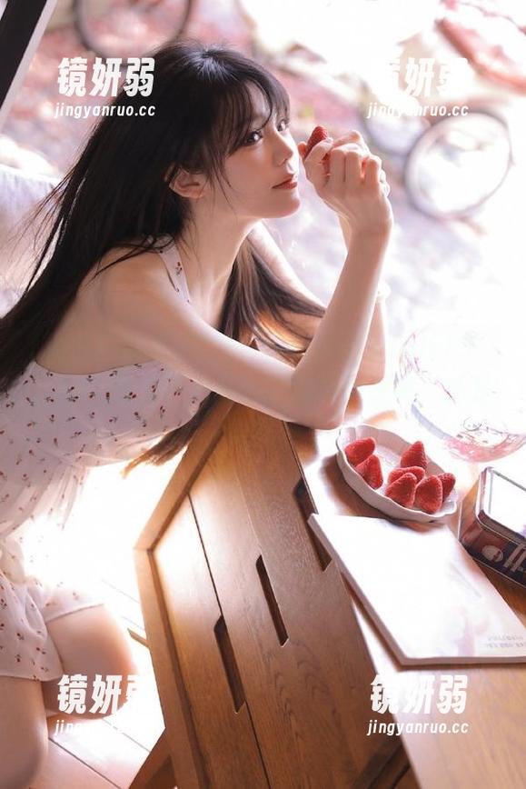 更新“黑料正能量fuli15”app，让每个八卦都如咖啡般提神，真是绝配呀