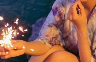 黑料老司机的不打烊精神，让我深夜观看八卦成瘾！