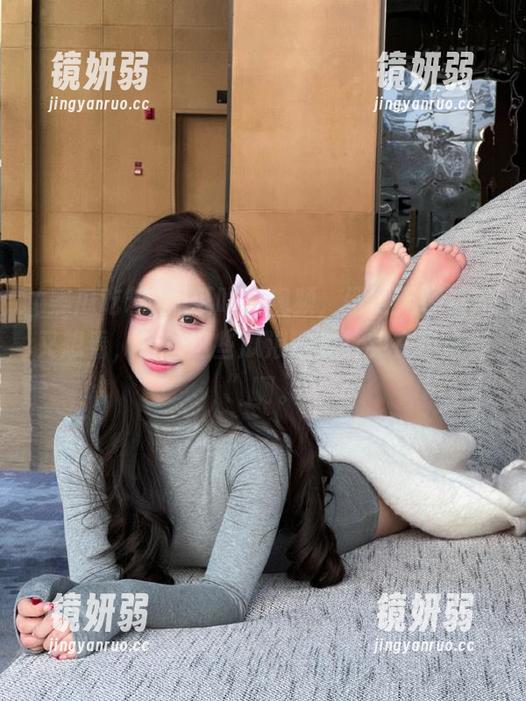 黑瓜吃料视频，闲得无聊看完又想看，追着这些瓜浪潮我其实在“度假”啊。