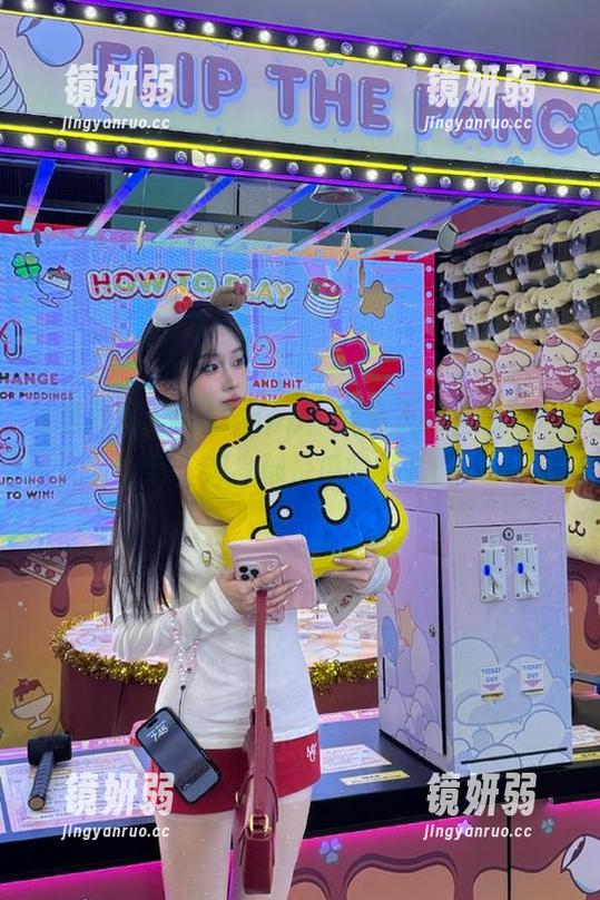 黑网料app：我每天都在刷新八卦，浑身都是瓜的味儿！
