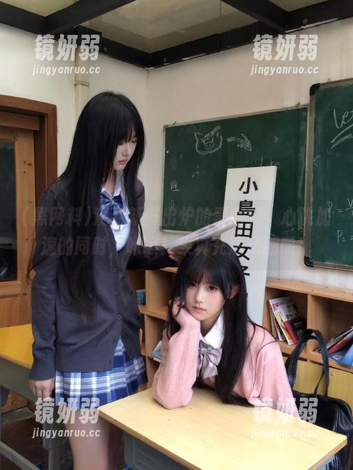 观看新鲜出炉的黑网料，心跳加速的同时，咔嚓！果真充满戏剧感！